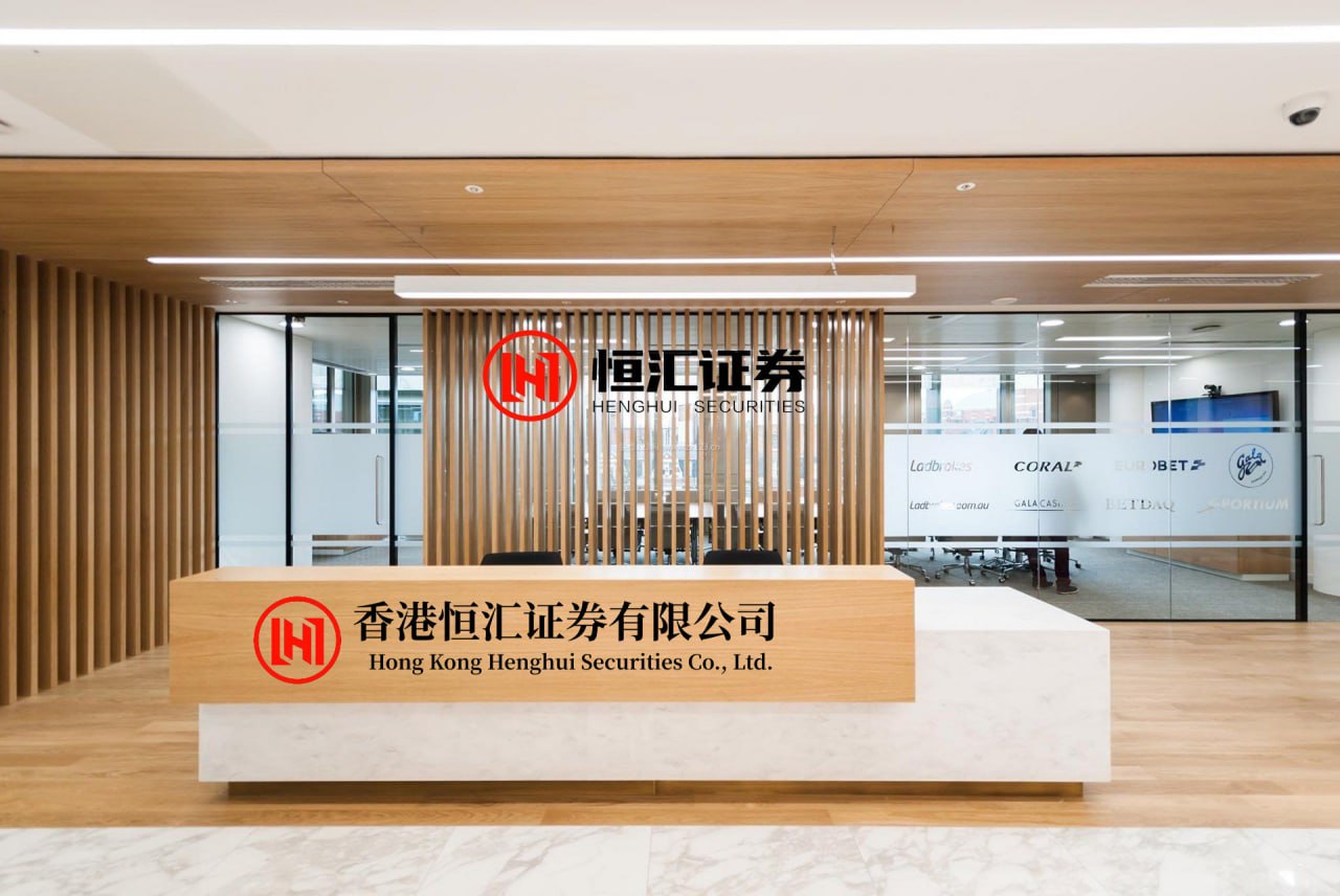 牛盈宝 5头鲍、6+生蚝、大梭子蟹...这家高端海鲜自助太鲜活了！